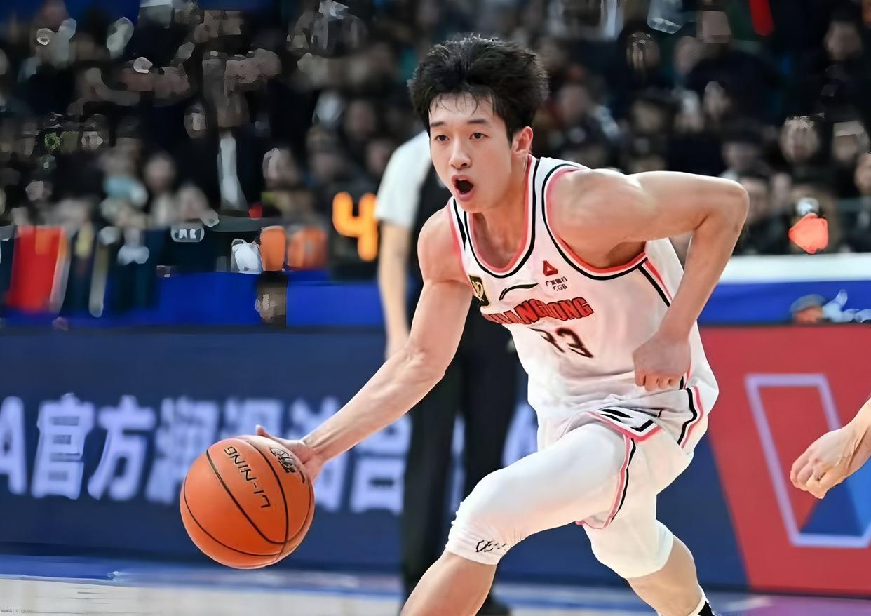 包含今晚突围战来临，布鲁克林篮网围绕德甲手感冰凉，球迷炸锅，训练强度明显提升的词条-jiuyougame